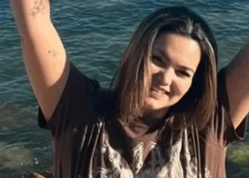 Filha de Kelly Key impressiona ao perder 26 kg. Veja antes e depois