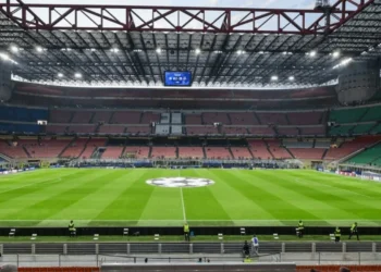 Ex-astro da seleção italiana comemora demolição do San Siro