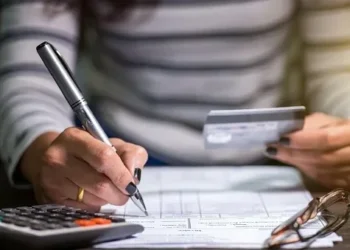 Endividamento: custo do crédito dispara ao maior nível desde 2017