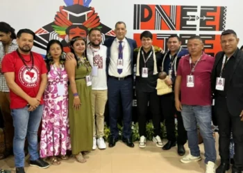 Equipe da educação indígena da Seduc e subcoordenadores nacionais também participaram da solenidade - Foto: Seduc/Governo do Tocantins