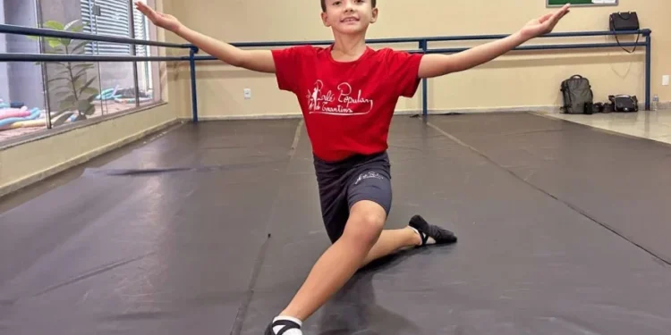 Benjamim Amorim dança desde os 3 anos e sonha em ser bailarino profissional - Foto: Ítalo Albert/Governo do Tocantins