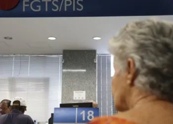 Lote extra do PIS-Pasep: pagamentos começam nesta quarta; veja se vai receber