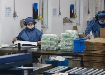 Após três meses de queda, ‘prévia do PIB’ registra expansão de 0,4% em agosto