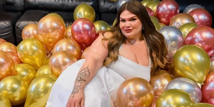 Reprodução/Instagram @thaiscarla