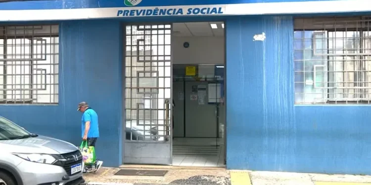 Agência do INSS Previdência Social em Campinas — Foto: Reprodução/EPTV