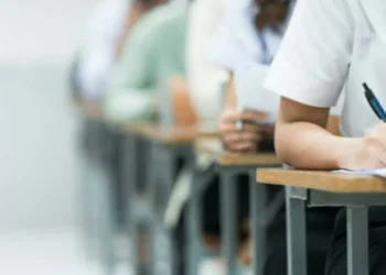 Saiba o que pode zerar sua redação do Enem.
crédito: Reprodução/Getty Images