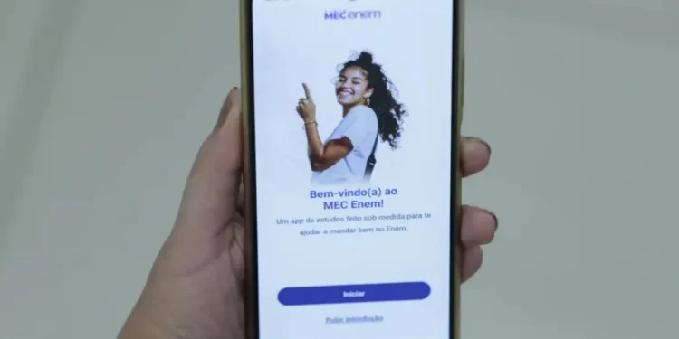 'Simuladão do Enem' já está disponível em lojas de aplicativos
crédito: MEC/Divulgação