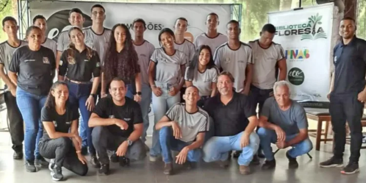 Estudantes conheceram projetos de restauração ambiental, manejo sustentável, bioconstrução e tecnologias regenerativas - Foto: Divulgação Seduc/Governo do Tocantins