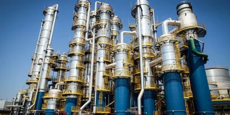 Usina de etanol de milho em Mato Grosso do Sul. Produção do biocombustível a partir do cereal está em crescimento — Foto: Wenderson Araújo/CNA