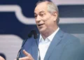 Ciro Gomes volta ao PSDB, ataca Lula e faz mistério sobre candidatura