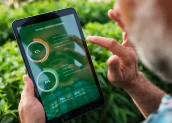 Agtechs em destaque atuam em gestão e análise de dados no campo — Foto: Getty Images/Canva