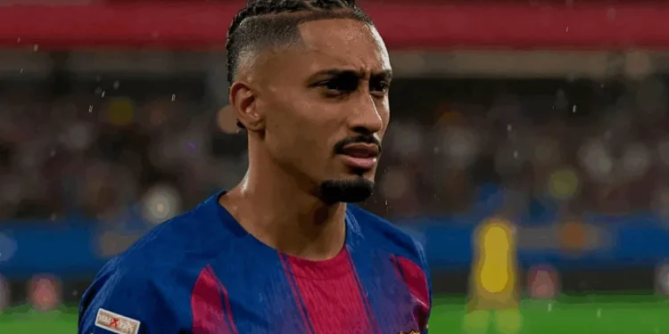 Raphinha é dúvida no Barcelona para clássico contra o Real Madrid