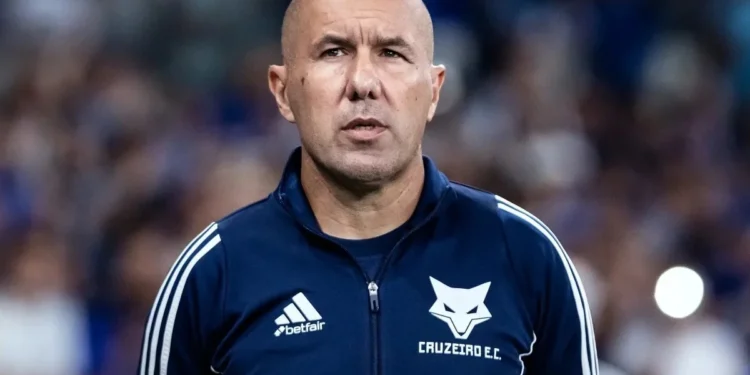 Leonardo Jardim fala em frustação e que pensa em deixar o Brasil; veja