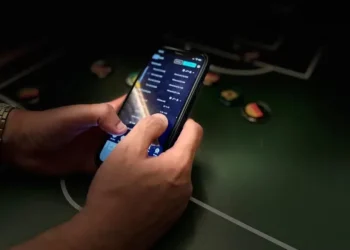 Bancos vão cancelar ‘contas laranjas’ e de bets irregulares; entenda