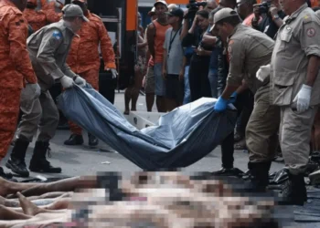 Imagens fortes: drones mostram fila de corpos após megaoperação no Rio.