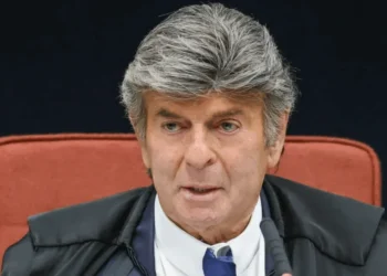 A pedido de Fux, julgamento sobre nepotismo em cargo político é adiado