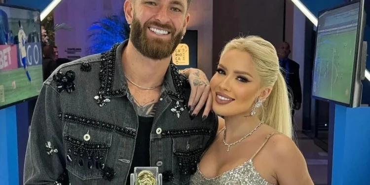 Atitude de Karoline Lima reacende rumores de volta com Léo Pereira