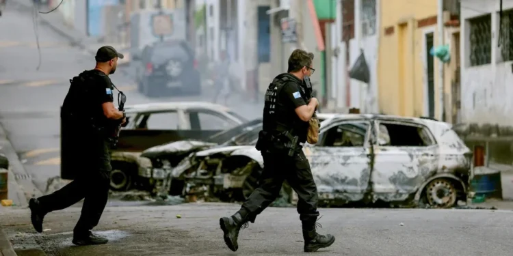 Governo federal critica operação no Rio: “Matar pessoas não adianta nada”