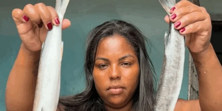 Quem é a Diva do Crás, que viralizou com vídeo sobre o Bolsa Família