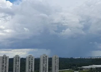 Chuvas intensas atingem o Brasil nesta 6ª; veja o clima na sua região