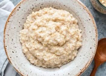 Receita de mingau de aveia proteico para emagrecer e ganhar massa