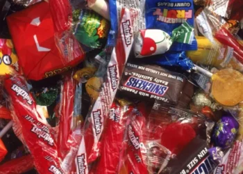 Aditivos alimentares suspeitos nos EUA estão em produtos brasileiros