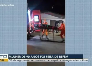 Policial de folga atira em suspeito para libertar idosa de 90 anos feita refém