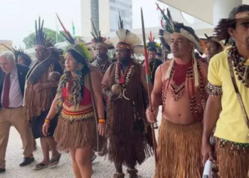 Às vésperas da COP30, indígenas vão ao Planalto cobrar demarcação. 