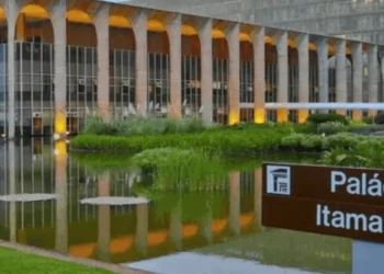 Se aceito o plano de Trump, Itamaraty espera fim de ataques à Gaza