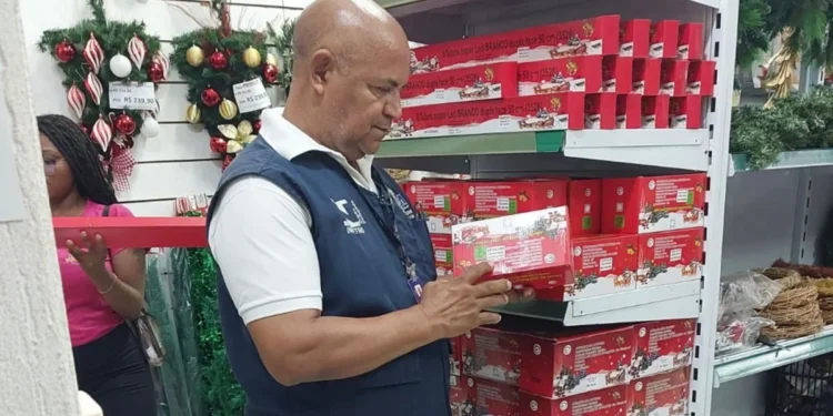 Agência de Metrologia inicia a Operação Especial Natal Seguro com a fiscalização de luminárias natalinas