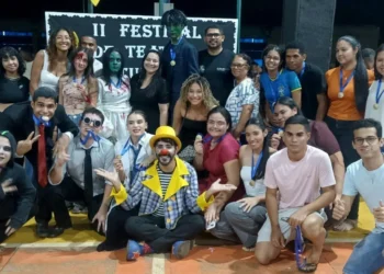 Estudantes na segunda edição do Festival de Teatro Estudantil Encena Aí, do CMTO Custódia da Silva Pedreira - Foto: Divulgação Seduc/Governo do Tocantins