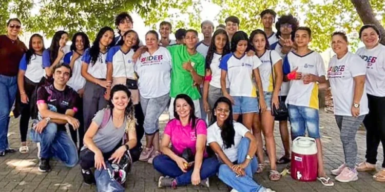 Equipe da Escola Estadual Norte Goiano durante visita ao parque Cimba - Foto: Divulgação/Seduc/Governo do Tocantins