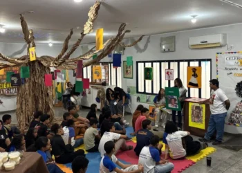 Baobá da Escola Estadual Vila Guaracy, árvore que na cultura africana representa força, resistência, sabedoria e ancestralidade - Foto: Seduc/Governo do Tocantins