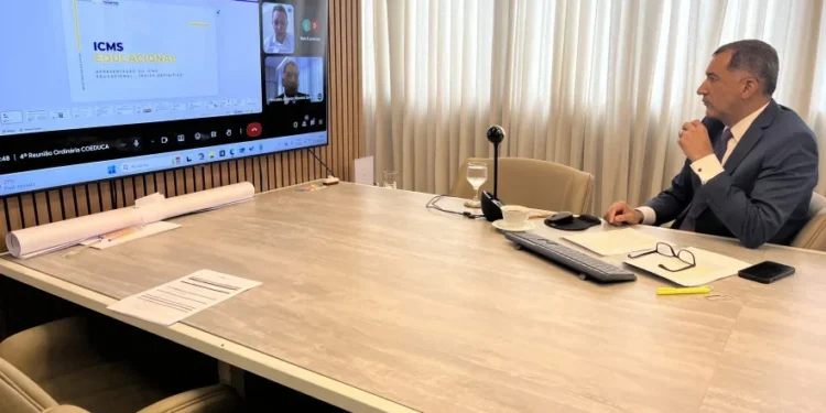 Reunião aconteceu por meio de videoconferência e contou com a presença de titulares e suplentes, representando as instituições que participam do conselho - Foto: Seduc/Governo do Tocantins