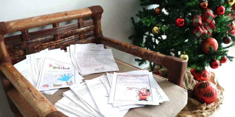 Cartinhas com o desejo de um presente de Natal, escritas por crianças indígenas e quilombolas estão disponíveis para adoção na Sepot