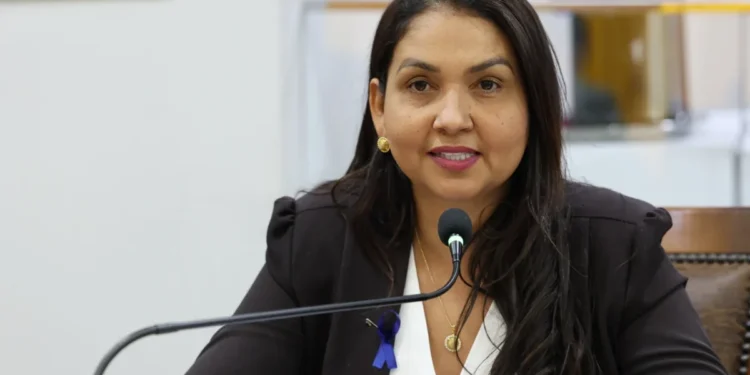 Aleto aprova requerimento que pede ao Governo reforço nas ações deprevenção ao câncer de próstata