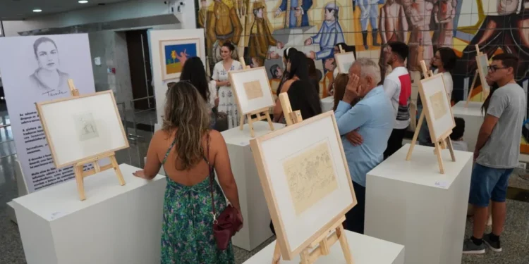 Exposição “Entre Gravuras e Traços” atrai centenas de visitantes e é encerrada com sucesso de público
