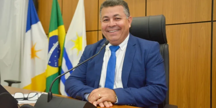 Folha solicita construção de USF, instalação de contêiner e limpeza das ruas no setor Irmã Dulce