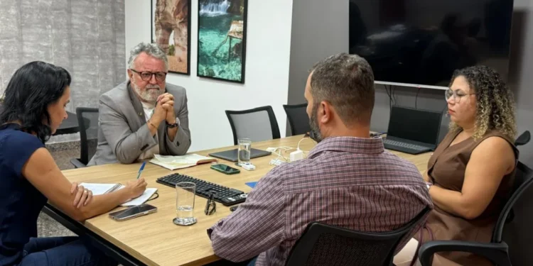 Secretário do Meio Ambiente recebe a Associação dos Consultores Ambientais para alinhar novas parcerias