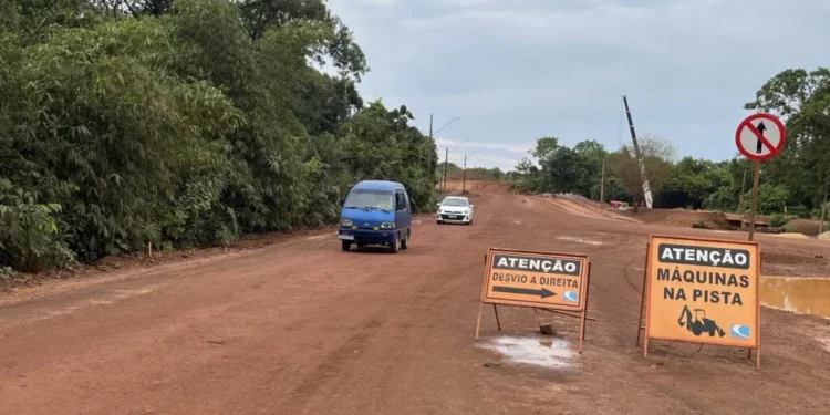 Moradores devem ficar atentos à sinalização ao transitar pela região durante os serviços - Foto Divulgação