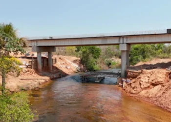 Governador Laurez Moreira entrega a ponte sobre o Rio Vermelho e a pavimentação da TO-030 no Jalapão - (Crédito foto: Edes Pereira/Governo do Tocantins)