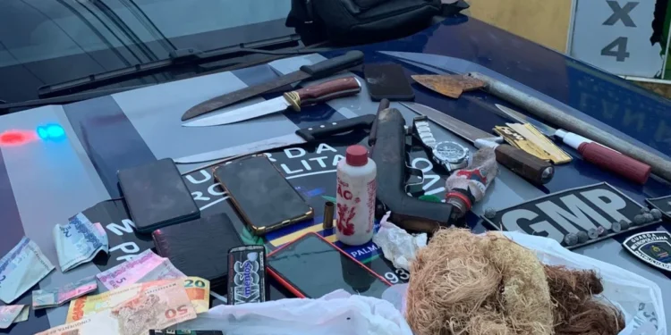 Três suspeitos foram identificados, detidos e conduzidos à 2ª Central de Atendimento da Polícia Civil para os procedimentos legais cabíveis – Foto GMP Divulgação