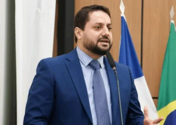 Após cobrança de Dr. Vinícius Pires na Câmara, Prefeitura lança consulta pública do PPA na tarde do mesmo dia