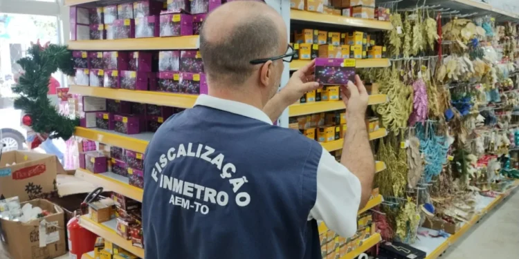 Agência de Metrologia inicia a Operação Especial Natal Seguro com a fiscalização de luminárias natalinas