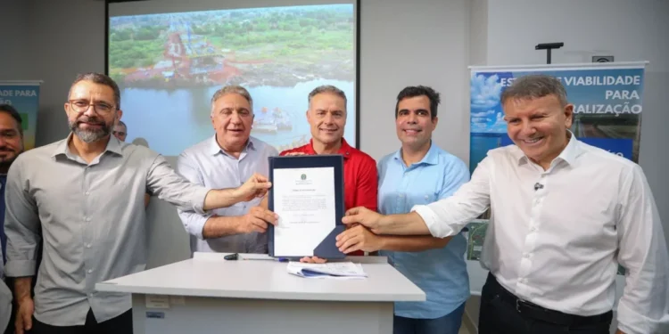 Ministro Renan e Ricardo Ayres anunciam federalização da TO-080, entre Palmas e Paraíso