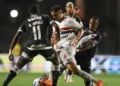 Depois de quase um mês sem derrotas, Vasco perde para o São Paulo