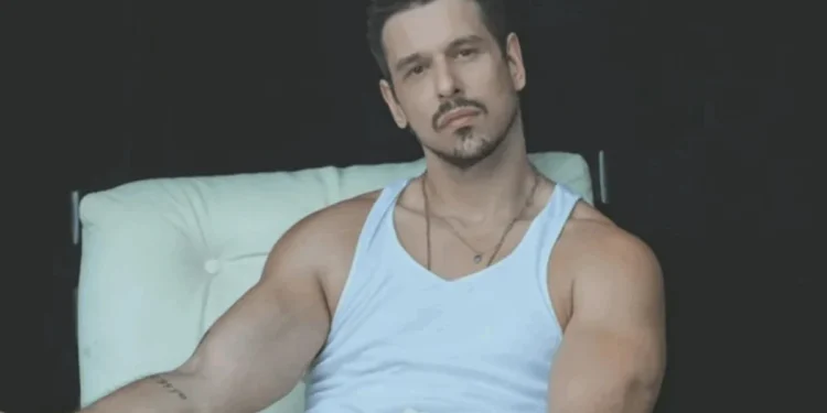 João Vicente assume novo romance após mensagens picantes com Gracyanne