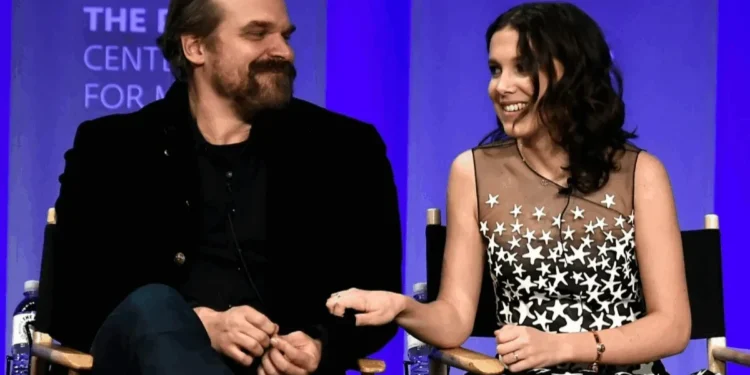 Millie Bobby Brown e David Harbour: caso tem reviravolta com revelação
