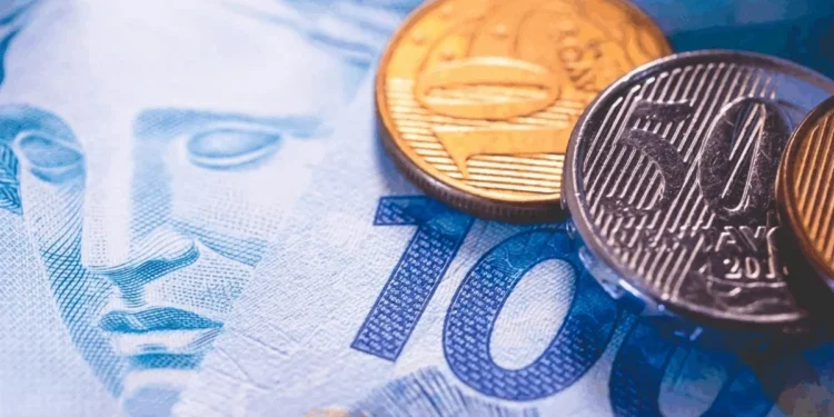 Endividamento bate recorde e inadimplência avança no Brasil