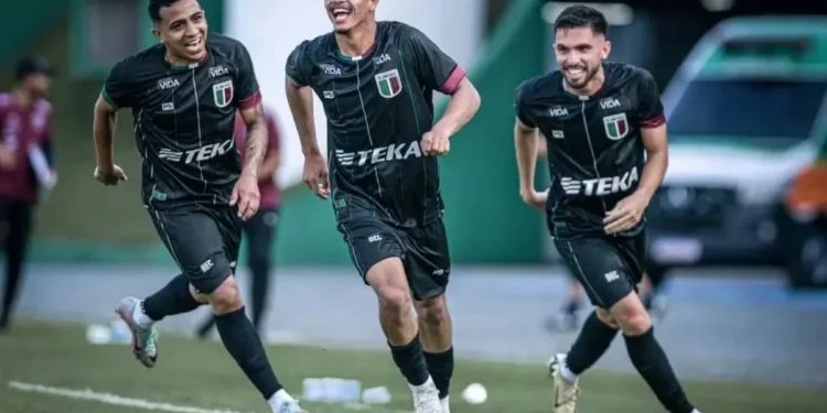 Foto: Richard Ferrari / Blumenau EC